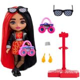 Mattel Barbie Extra Minis červeno-čierne vlasy